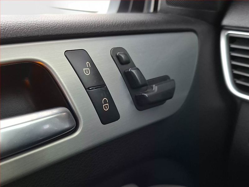 Mercedes-Benz Třídy M (2013) ML 350, 4X4, Automat, Kůže - fotka 21 z 22