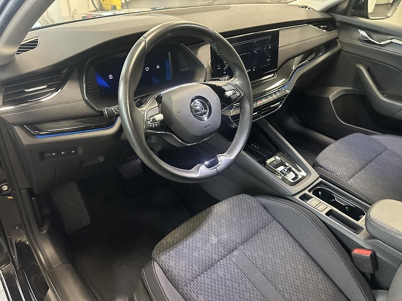 Škoda Octavia (2023) 1.5TSi e-TEC Style Plus DSG - fotka 6 z 25