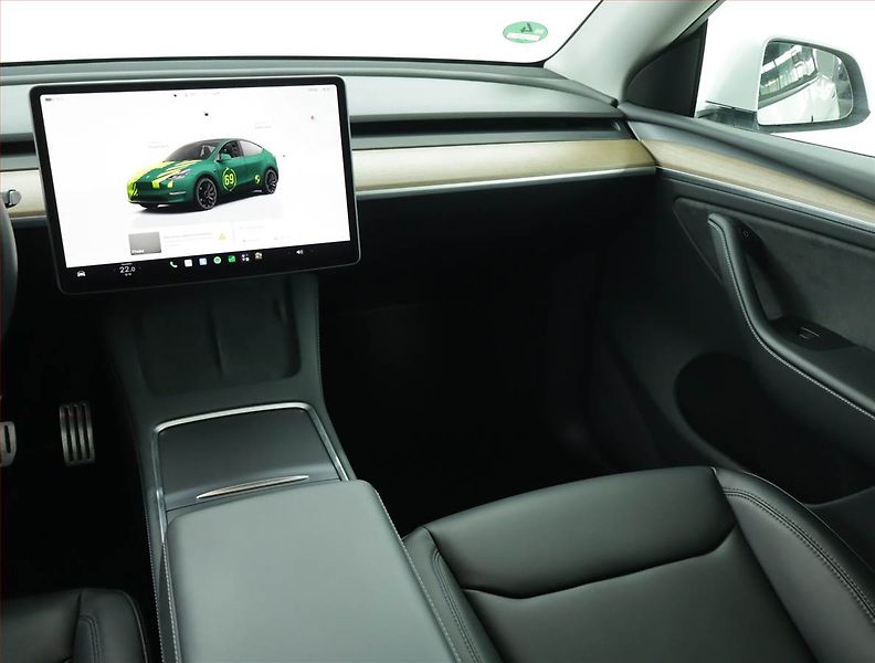 Tesla Model Y (2022) Performance 79kWh, SoH 89% - fotka 8 z 21