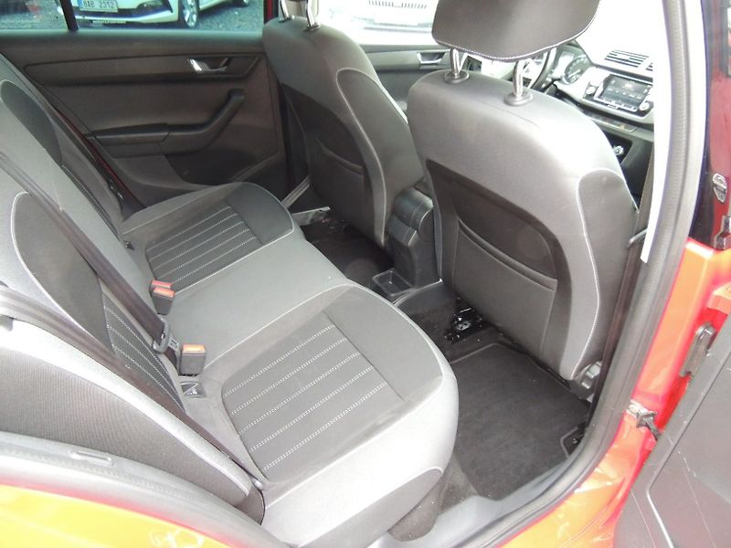 Škoda Fabia (2020) 1.0TSi Combi,70kw,Style,ČR,TZ - fotka 41 z 49