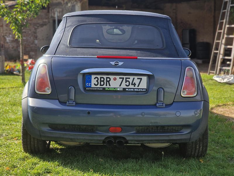 Mini Cooper (2007) JCW, R52 Cabrio - fotka 8 z 25