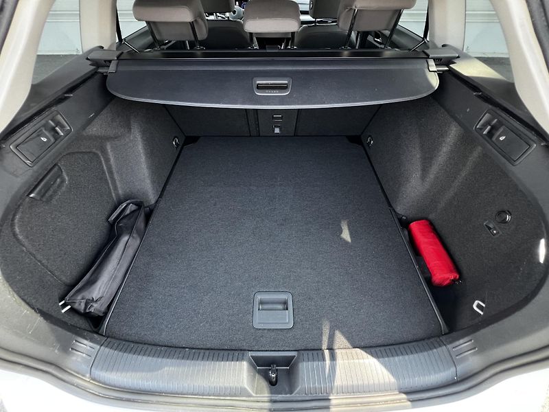 Volkswagen Golf Alltrack 2.0TDI 147KW DPH TZ - fotka 22 z 24