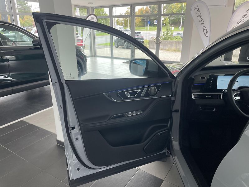 Chery Tiggo 7 PHEV (2026) 1,5T Unique FWD - fotka 10 z 54