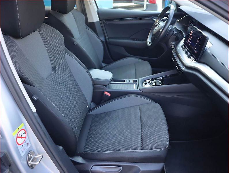 Škoda Octavia (2023) Ambition Plus 2.0 TDI, Automat - fotka 9 z 24