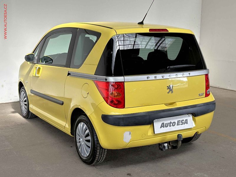 Peugeot 1007 (2006) 1.4i, AC, tažné - fotka 6 z 14