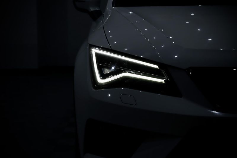 Seat Ateca 1.4 TSI 110 kW DSG 4Drive - fotka 11 z 47