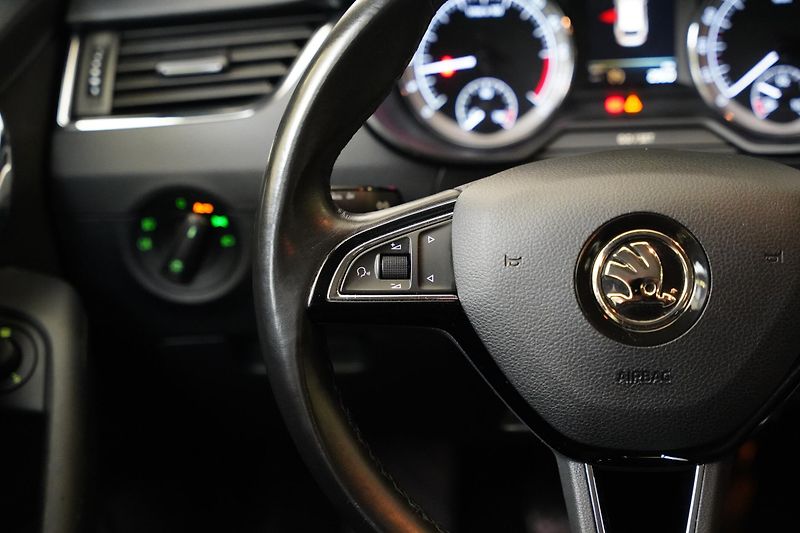 Škoda Octavia - fotka 15 z 26