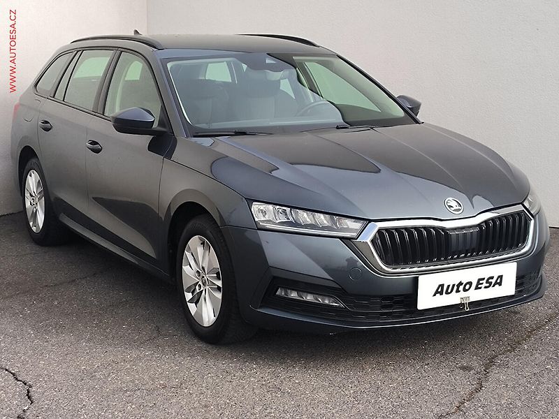Škoda Octavia (2021) 2.0 TDi, navi, LED, autoAC - fotografie inzerátu