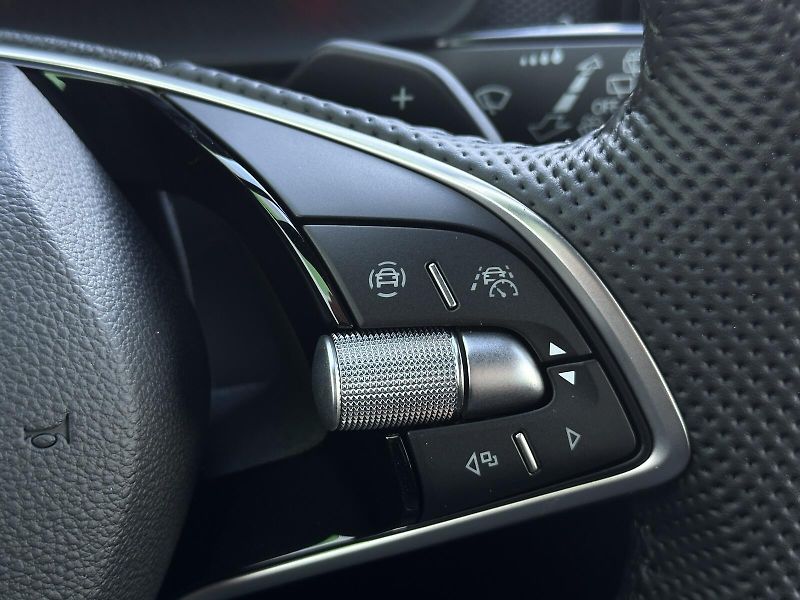 Škoda Kamiq 1.5TSi DSG Monte Carlo 150PS M - fotka 17 z 33