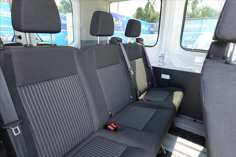 Ford Transit 2,0 TDCi  L2H2 9MÍST BUS KLIMA - fotka 16 z 29