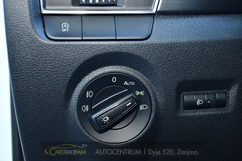 Škoda Fabia 1,2TSi DSG 2xALU 61tKM STYLE  - fotka 29 z 48