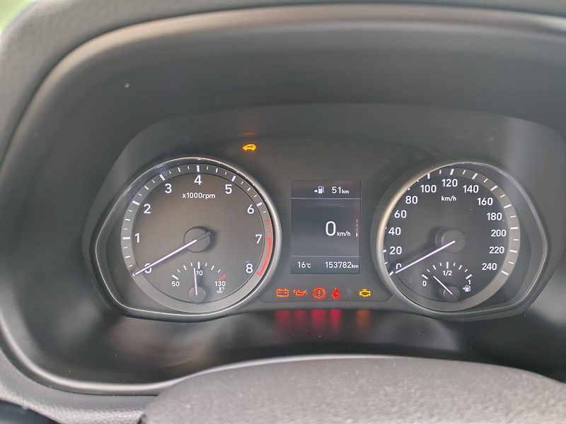 Hyundai i30 1.4 /103kW - fotka 8 z 13