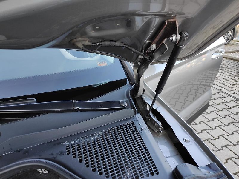 Škoda Karoq (2018) Ambition 1.0 TSI 96kW MAN6 TZ - fotka 19 z 30