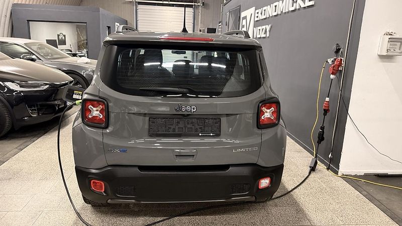 Jeep Renegade (2022) T4 4X4, PHEV,5REZERVOVÁNO - fotka 7 z 34