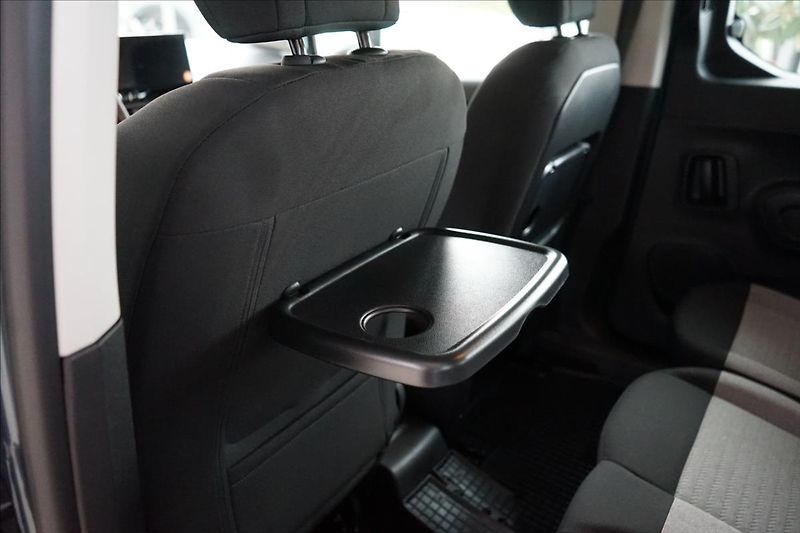 Citroën Berlingo (2026) 1,5 Diesel 130k Manual XL PLUS - fotka 7 z 8