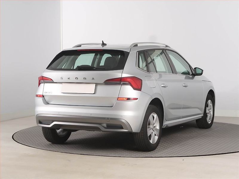 Škoda Kamiq (2021) 1.0 TSI, Tempomat - fotka 5 z 17