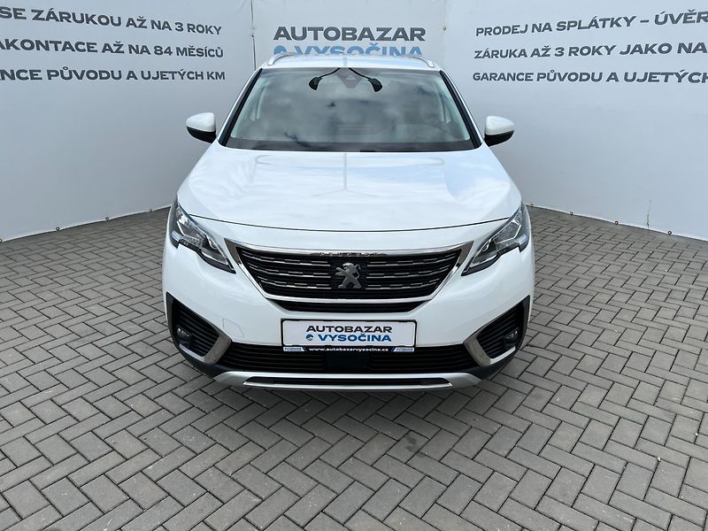 Peugeot 5008 (2018) 1.2PT 96kW A/T! 7míst! Allure! - fotka 2 z 41