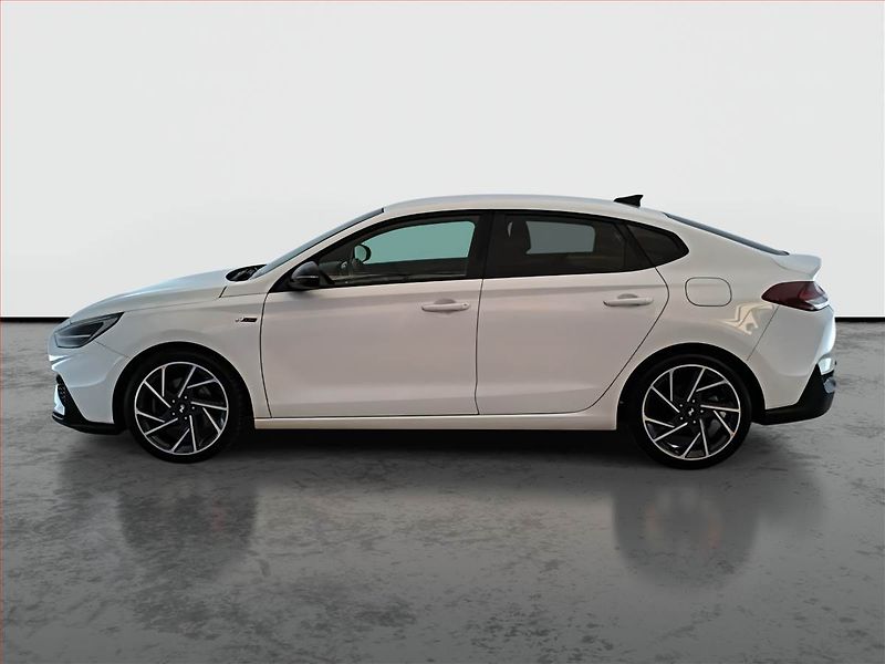 Hyundai i30 (2021) N-Line 1.5 T-GDI MHEV - fotka 3 z 17