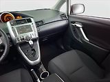 Toyota Verso (2010) 2.2 D-4D, Automat, Navi - náhled 8
