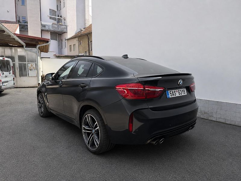 BMW X6 M - fotka 4 z 11