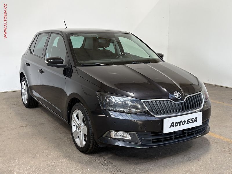 Škoda Fabia (2015) 1.2TSI, ČR - fotka 1 z 14