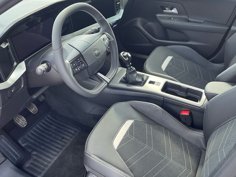 Opel Mokka (2026) GS 1.2T (100kW/136k) MT6 - fotka 7 z 20