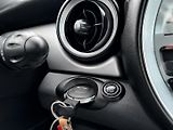 Mini Cooper (2008) 1,6  R56 - náhled 12