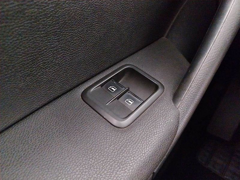 Škoda Yeti (2011) Ambition 2.0 TDI, 4X4 - fotka 18 z 19