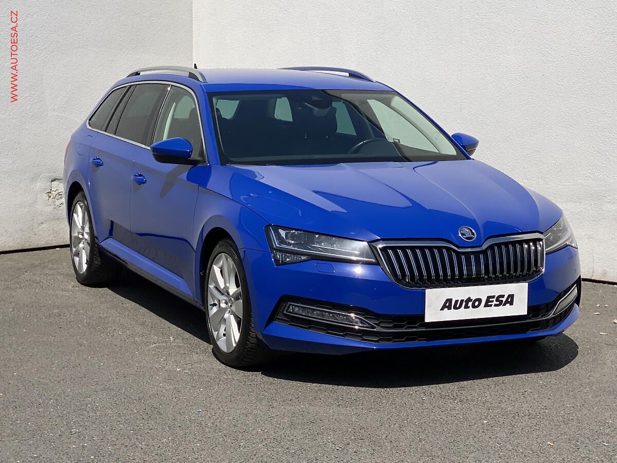Škoda Superb 2.0 TDi 4x4, Style, DSG, TZ