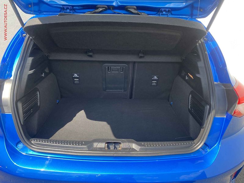 Ford Focus (2020) 1.0 EB, ST-Line, LED, navi - fotka 7 z 20