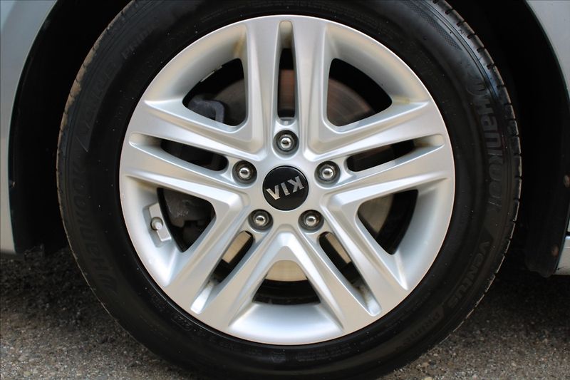 Kia Ceed 1,6 CRDi  NOVÉ V ČR,1.MAJ,DPH - fotka 23 z 25