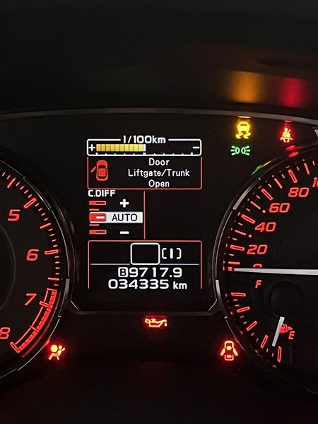 Subaru WRX STI (2016) WRX STI 2016 - fotka 19 z 19