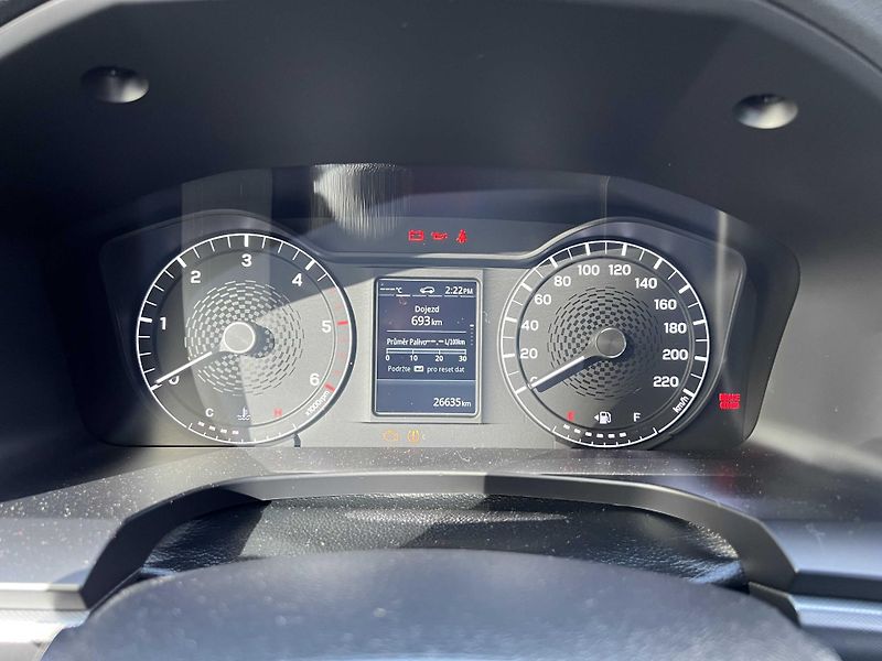 SsangYong Musso Grand 2.2 e-XDi 220 4x4 ZÁRUKA - fotka 19 z 21