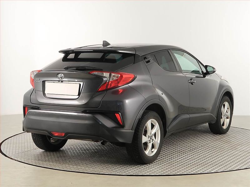 Toyota C-HR (2017) 1.2 Turbo, Serv.kniha - fotka 5 z 17