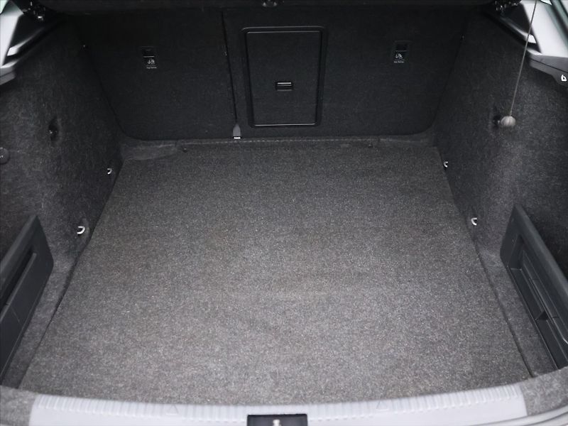 Škoda Octavia 1,6 TDI 85kW DSG CZ Style DPH - fotka 10 z 37