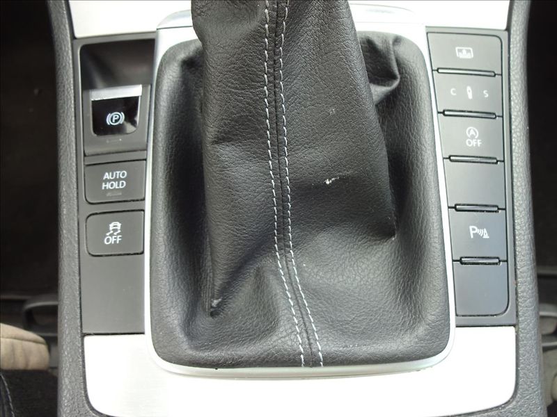 Volkswagen Passat CC 2.0TDi 125kW - fotka 43 z 70