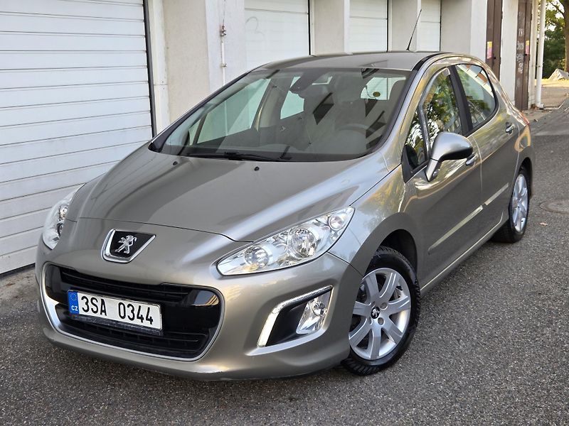 Peugeot 308 (2001) 1.6i 88Kw LPG Tažné  - fotka 1 z 27