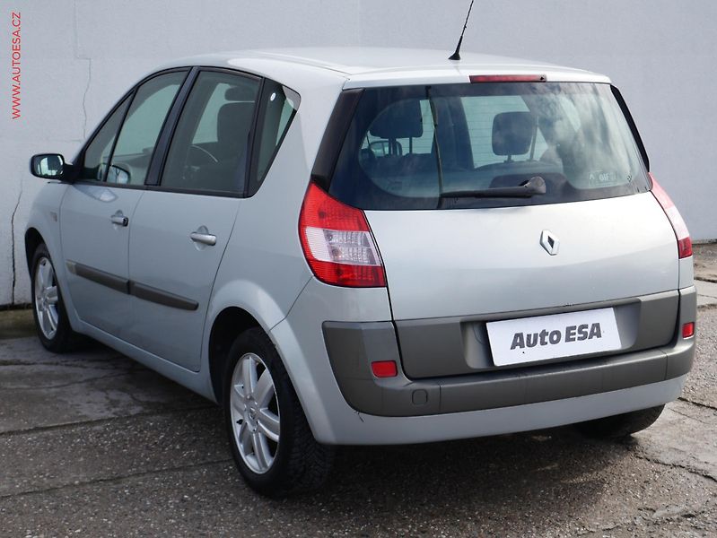 Renault Scénic (2005) 1.5 dCi, AC - fotka 4 z 15