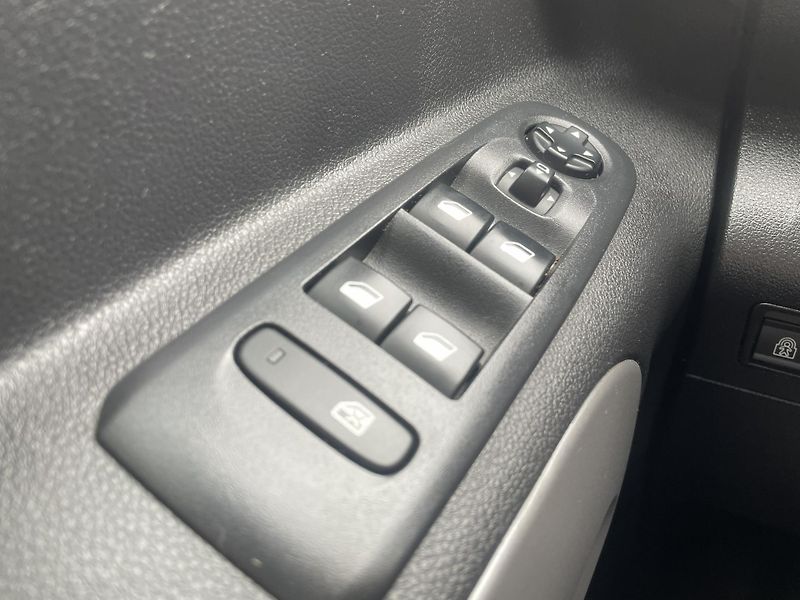 Toyota ProAce City Verso FAMILY L2 1.5 D-4D 96 kW - fotka 19 z 21