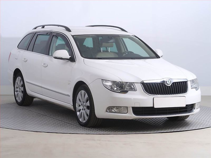 Škoda Superb (2012) Elegance 2.0 TDI, Navi, Xenony - fotografie inzerátu