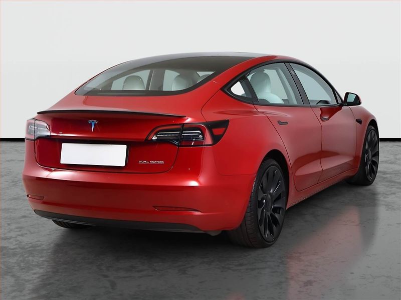 Tesla Model 3 (2022) Performance 79kWh, SoH 96% - fotka 5 z 23