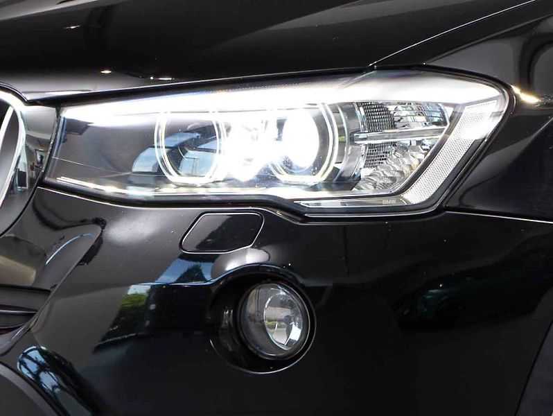 BMW X3 xDrive20d - fotka 18 z 20