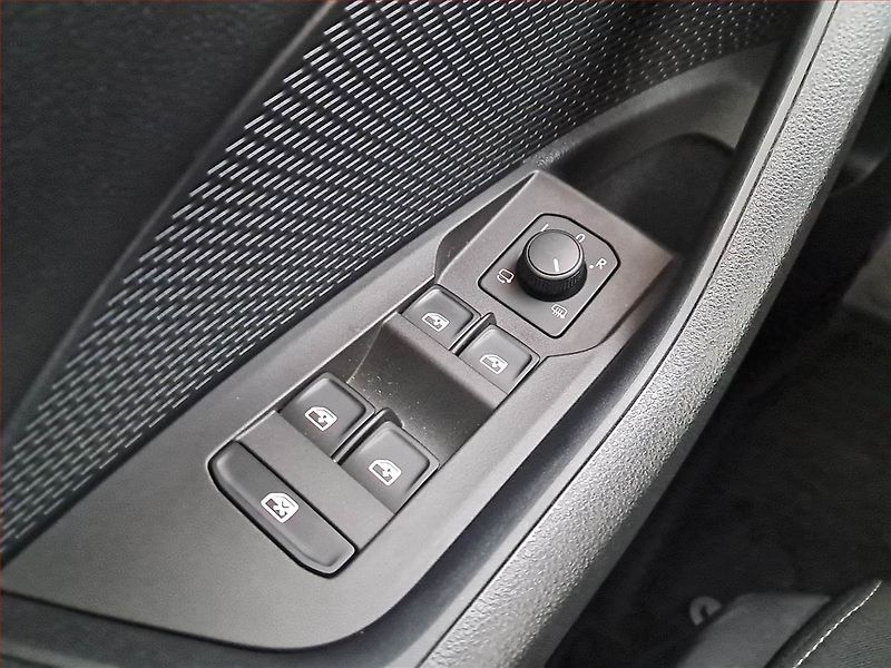 Škoda Octavia (2022) 2.0 TDI - fotka 17 z 18