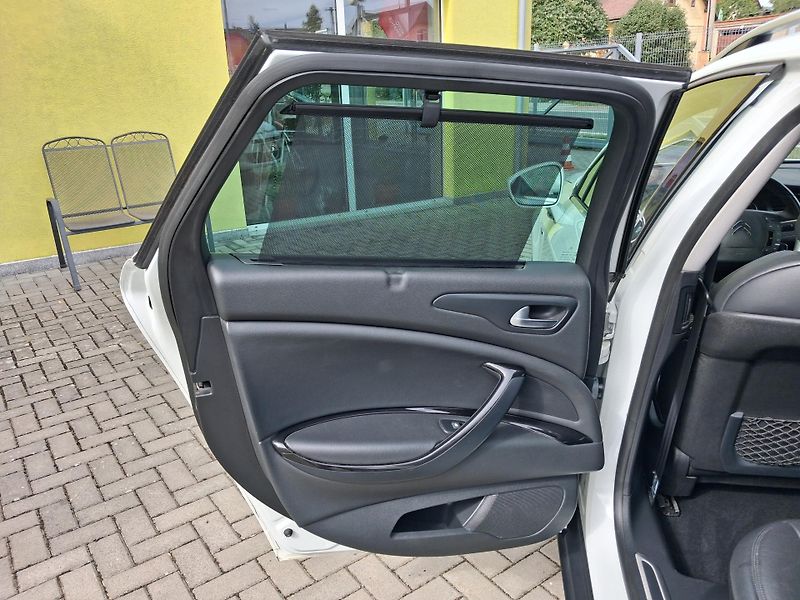 Citroën C5 (2016) 2,0HDi EXCLUSIVE  ZADÁNO ! - fotka 19 z 52