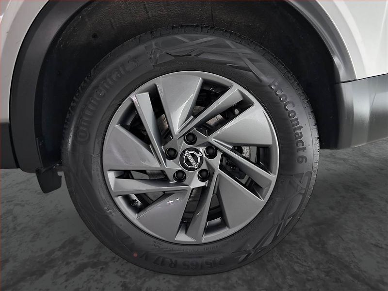 Nissan Qashqai (2025) Acenta 1.3 DIG-T MHEV - fotka 15 z 20