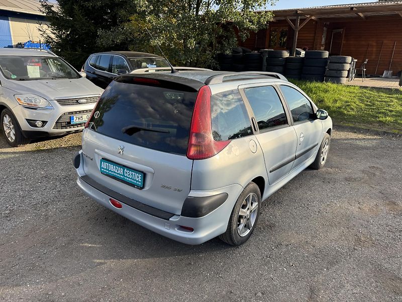 Peugeot 206 1.4 HDI SW - fotka 5 z 15