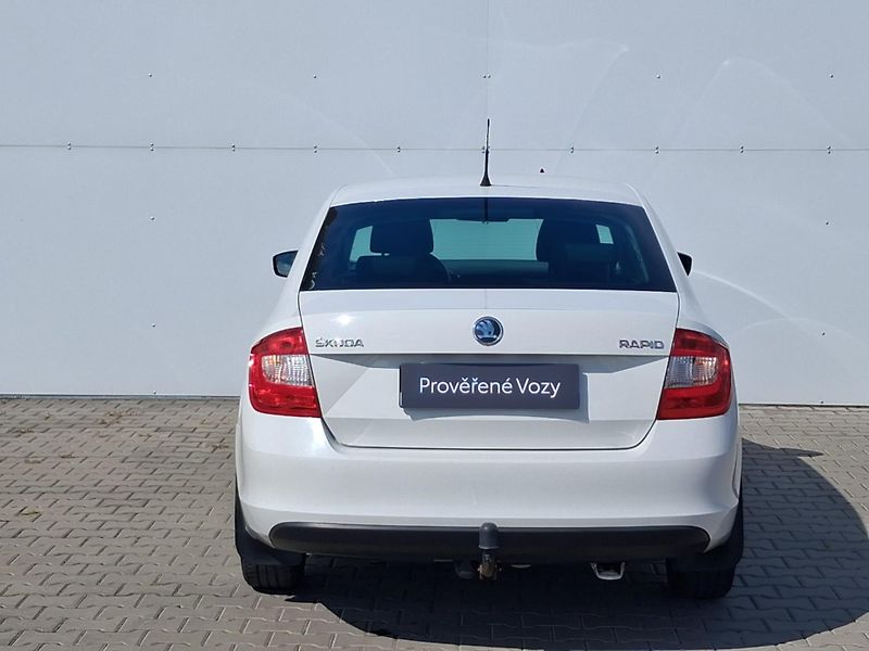 Škoda Rapid 1.2 TSI / 63 kW - fotka 9 z 18