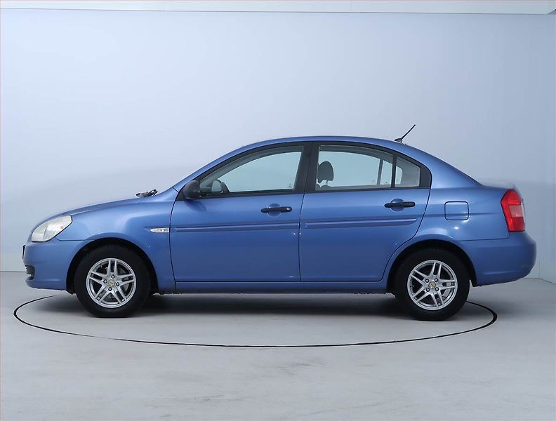 Hyundai Accent (2011) 1.4i, nová STK, jezdí výborně - fotka 3 z 14