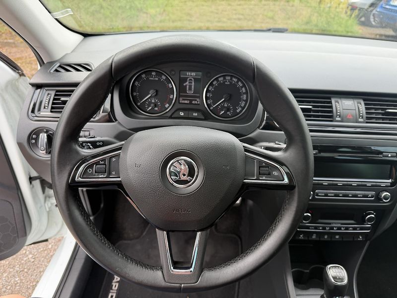 Škoda Rapid 1.2 TSI - fotka 19 z 25