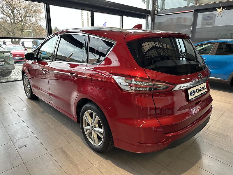 Ford S-MAX Titanium 2.0 EcoBlue 150k man. - fotka 2 z 36